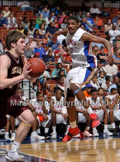 Thumbnail 1 in Sheehan vs. Bloomfield (CIAC Class M Final) photogallery.