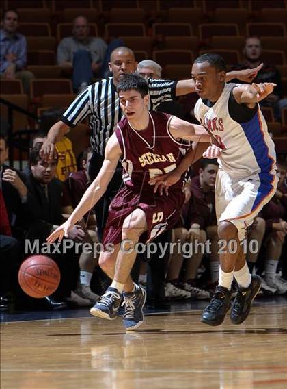 Thumbnail 3 in Sheehan vs. Bloomfield (CIAC Class M Final) photogallery.