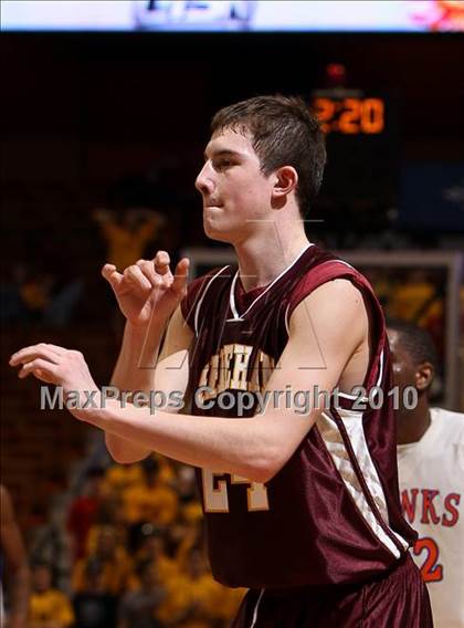 Thumbnail 3 in Sheehan vs. Bloomfield (CIAC Class M Final) photogallery.