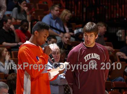 Thumbnail 1 in Sheehan vs. Bloomfield (CIAC Class M Final) photogallery.