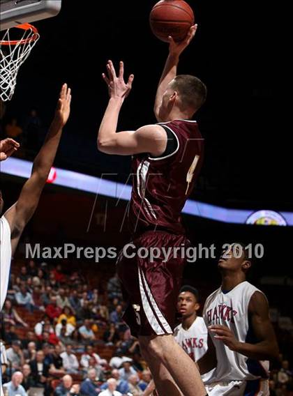 Thumbnail 2 in Sheehan vs. Bloomfield (CIAC Class M Final) photogallery.