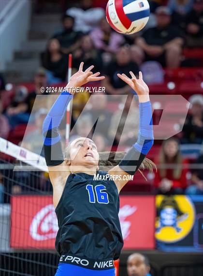 Thumbnail 3 in Polk County vs Perquimans (NCHSAA 1A Final) photogallery.