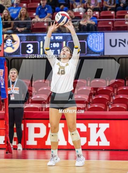 Thumbnail 1 in Polk County vs Perquimans (NCHSAA 1A Final) photogallery.