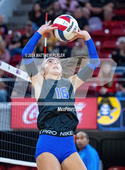 Thumbnail 1 in Polk County vs Perquimans (NCHSAA 1A Final) photogallery.