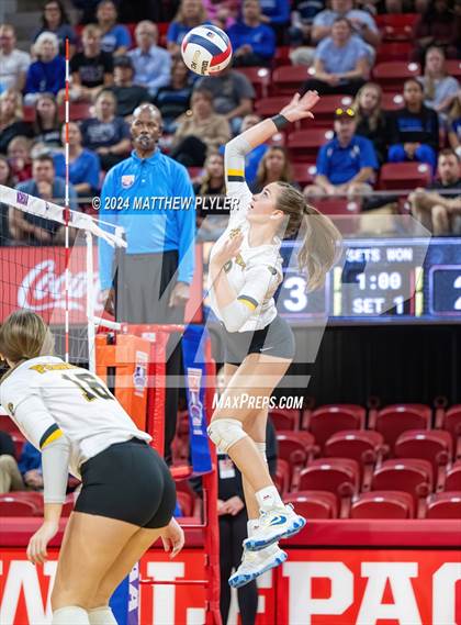 Thumbnail 2 in Polk County vs Perquimans (NCHSAA 1A Final) photogallery.