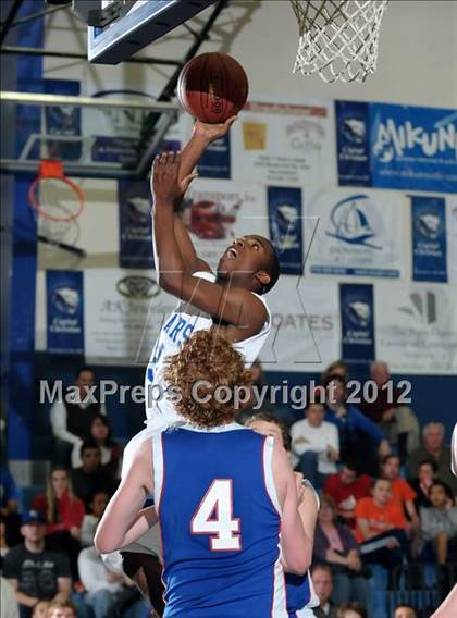 Thumbnail 2 in Tulelake vs. Capital Christian (CIF NorCal D5 Playoffs) photogallery.