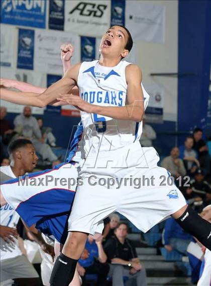 Thumbnail 1 in Tulelake vs. Capital Christian (CIF NorCal D5 Playoffs) photogallery.