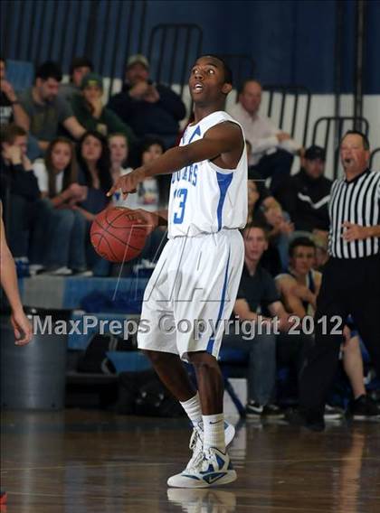 Thumbnail 2 in Tulelake vs. Capital Christian (CIF NorCal D5 Playoffs) photogallery.