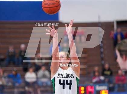 Thumbnail 3 in Union City vs. Clinton Central (IHSAA 1A Semi-State 7) photogallery.