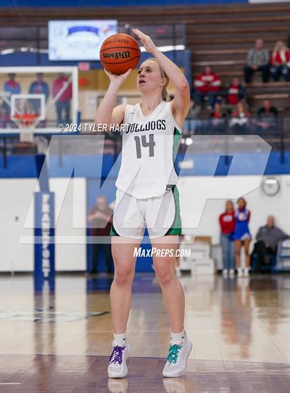 Thumbnail 1 in Union City vs. Clinton Central (IHSAA 1A Semi-State 7) photogallery.