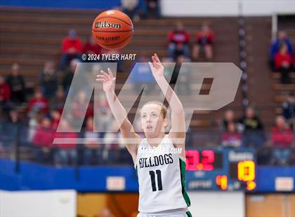Thumbnail 2 in Union City vs. Clinton Central (IHSAA 1A Semi-State 7) photogallery.