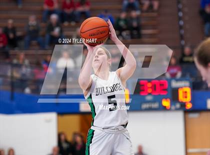 Thumbnail 2 in Union City vs. Clinton Central (IHSAA 1A Semi-State 7) photogallery.