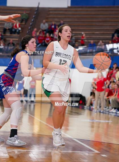 Thumbnail 3 in Union City vs. Clinton Central (IHSAA 1A Semi-State 7) photogallery.