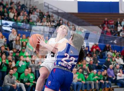 Thumbnail 2 in Union City vs. Clinton Central (IHSAA 1A Semi-State 7) photogallery.