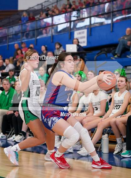 Thumbnail 2 in Union City vs. Clinton Central (IHSAA 1A Semi-State 7) photogallery.