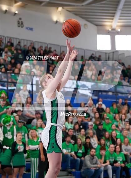 Thumbnail 1 in Union City vs. Clinton Central (IHSAA 1A Semi-State 7) photogallery.