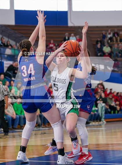 Thumbnail 3 in Union City vs. Clinton Central (IHSAA 1A Semi-State 7) photogallery.