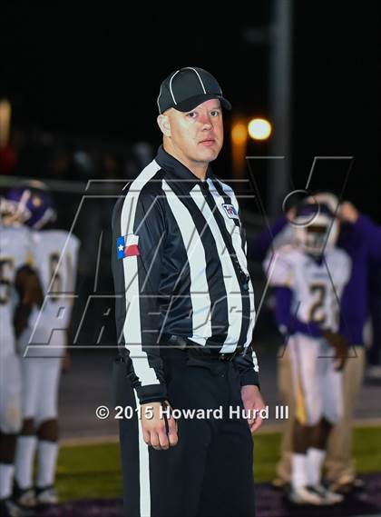 Thumbnail 3 in Marlin vs. Rio Vista (UIL 3A Bi-District Playoff) photogallery.