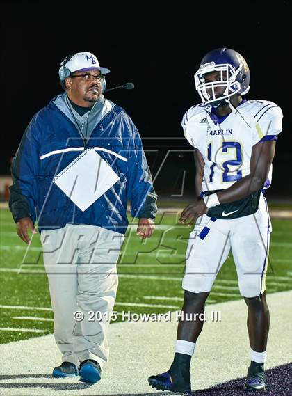 Thumbnail 1 in Marlin vs. Rio Vista (UIL 3A Bi-District Playoff) photogallery.