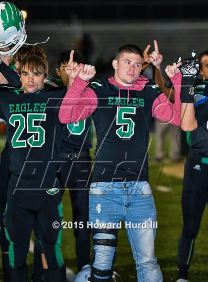 Thumbnail 1 in Marlin vs. Rio Vista (UIL 3A Bi-District Playoff) photogallery.