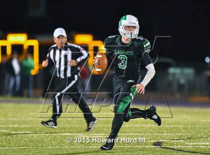 Thumbnail 1 in Marlin vs. Rio Vista (UIL 3A Bi-District Playoff) photogallery.