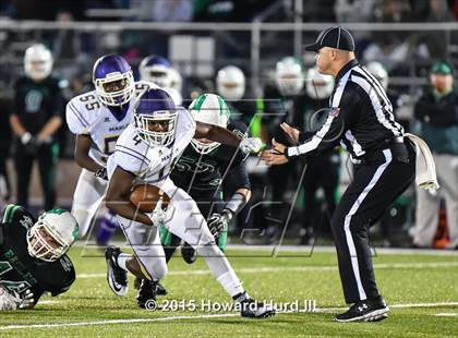 Thumbnail 3 in Marlin vs. Rio Vista (UIL 3A Bi-District Playoff) photogallery.