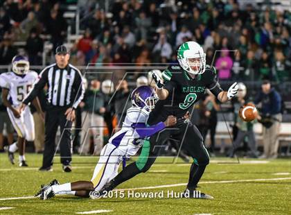Thumbnail 3 in Marlin vs. Rio Vista (UIL 3A Bi-District Playoff) photogallery.