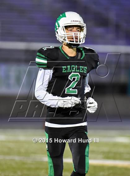 Thumbnail 2 in Marlin vs. Rio Vista (UIL 3A Bi-District Playoff) photogallery.