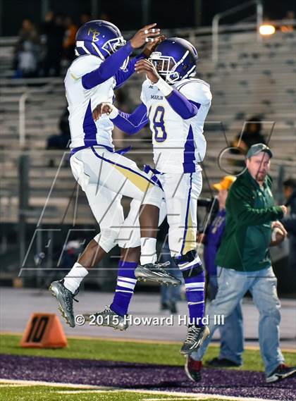 Thumbnail 3 in Marlin vs. Rio Vista (UIL 3A Bi-District Playoff) photogallery.