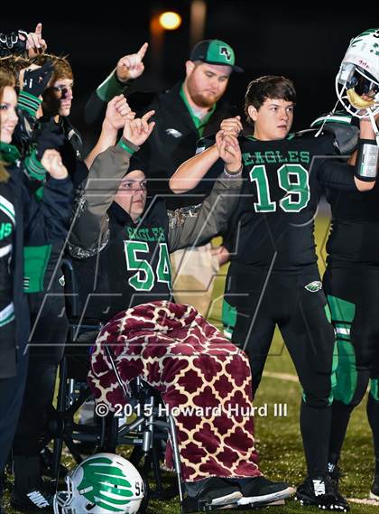 Thumbnail 3 in Marlin vs. Rio Vista (UIL 3A Bi-District Playoff) photogallery.