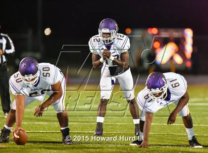 Thumbnail 3 in Marlin vs. Rio Vista (UIL 3A Bi-District Playoff) photogallery.