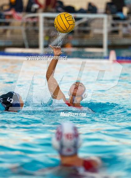 Thumbnail 1 in Mater Dei vs Newport Harbor (Bill Barnett Holiday Cup) photogallery.