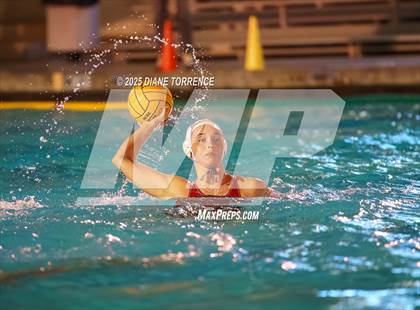 Thumbnail 2 in Mater Dei vs Newport Harbor (Bill Barnett Holiday Cup) photogallery.