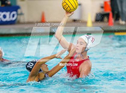 Thumbnail 3 in Mater Dei vs Newport Harbor (Bill Barnett Holiday Cup) photogallery.
