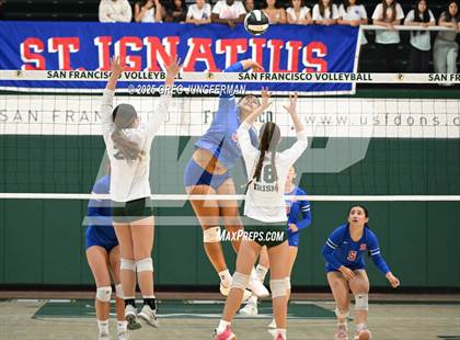 Thumbnail 2 in JV: Sacred Heart Cathedral Preparatory vs. St. Ignatius College Preparatory (Bruce-Mahoney) photogallery.