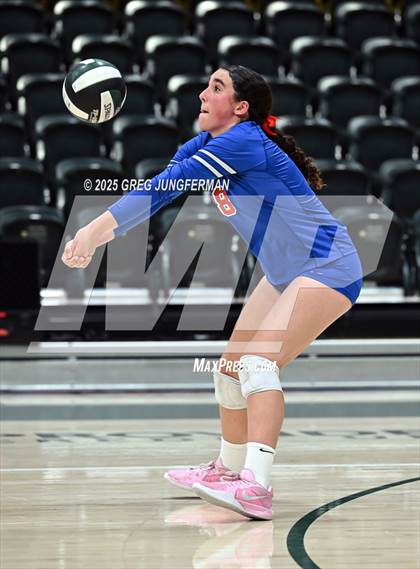 Thumbnail 2 in JV: Sacred Heart Cathedral Preparatory vs. St. Ignatius College Preparatory (Bruce-Mahoney) photogallery.