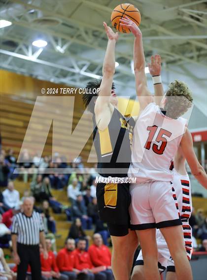 Thumbnail 3 in Roy @ Bountiful photogallery.