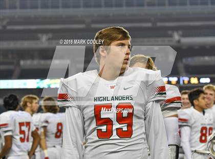 Thumbnail 2 in The Woodlands vs. Bowie (UIL 6A Regional Playoff) photogallery.