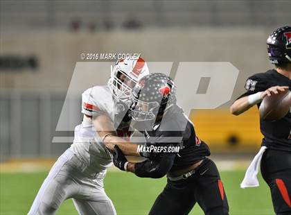 Thumbnail 3 in The Woodlands vs. Bowie (UIL 6A Regional Playoff) photogallery.