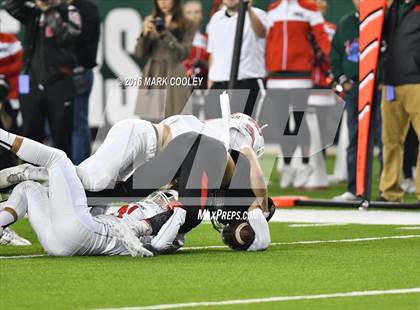 Thumbnail 1 in The Woodlands vs. Bowie (UIL 6A Regional Playoff) photogallery.