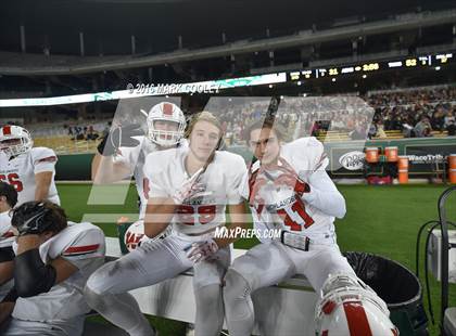 Thumbnail 2 in The Woodlands vs. Bowie (UIL 6A Regional Playoff) photogallery.