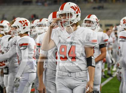 Thumbnail 2 in The Woodlands vs. Bowie (UIL 6A Regional Playoff) photogallery.