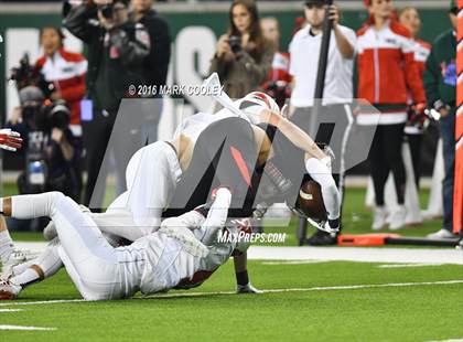 Thumbnail 3 in The Woodlands vs. Bowie (UIL 6A Regional Playoff) photogallery.