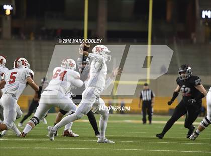 Thumbnail 2 in The Woodlands vs. Bowie (UIL 6A Regional Playoff) photogallery.