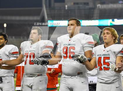 Thumbnail 2 in The Woodlands vs. Bowie (UIL 6A Regional Playoff) photogallery.