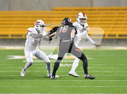 Thumbnail 3 in The Woodlands vs. Bowie (UIL 6A Regional Playoff) photogallery.