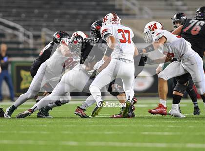 Thumbnail 3 in The Woodlands vs. Bowie (UIL 6A Regional Playoff) photogallery.