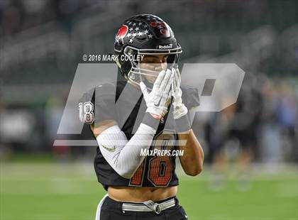 Thumbnail 1 in The Woodlands vs. Bowie (UIL 6A Regional Playoff) photogallery.