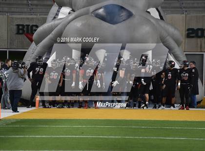 Thumbnail 1 in The Woodlands vs. Bowie (UIL 6A Regional Playoff) photogallery.