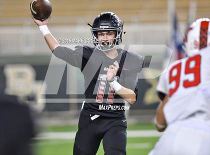 Thumbnail 3 in The Woodlands vs. Bowie (UIL 6A Regional Playoff) photogallery.